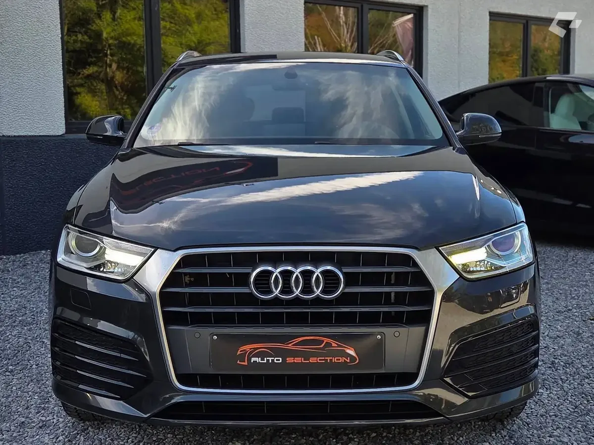 Audi Q3 2018 — photo 3