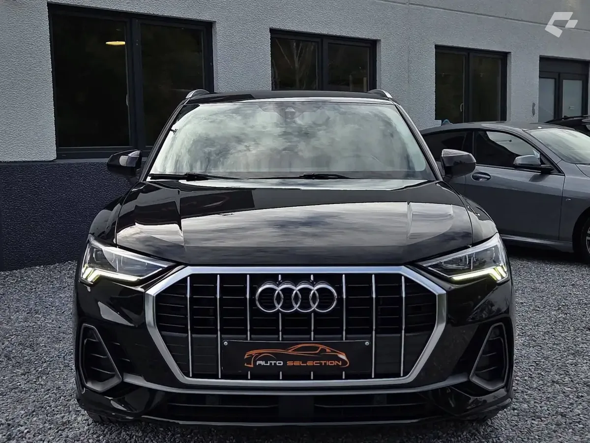 Audi Q3 2019 — photo 3