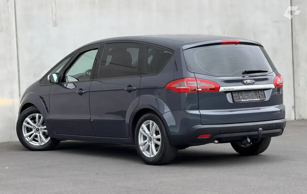 Ford S-MAX 2012 — photo 3